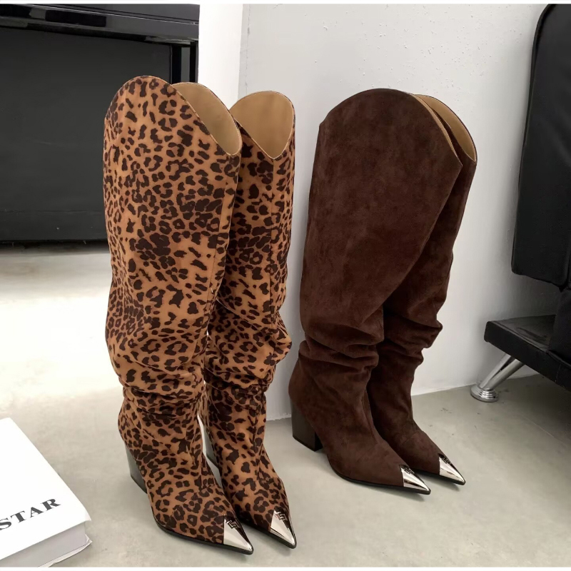 Vintage Y2K - Leopard Print Vintage Pleated Soft Boots