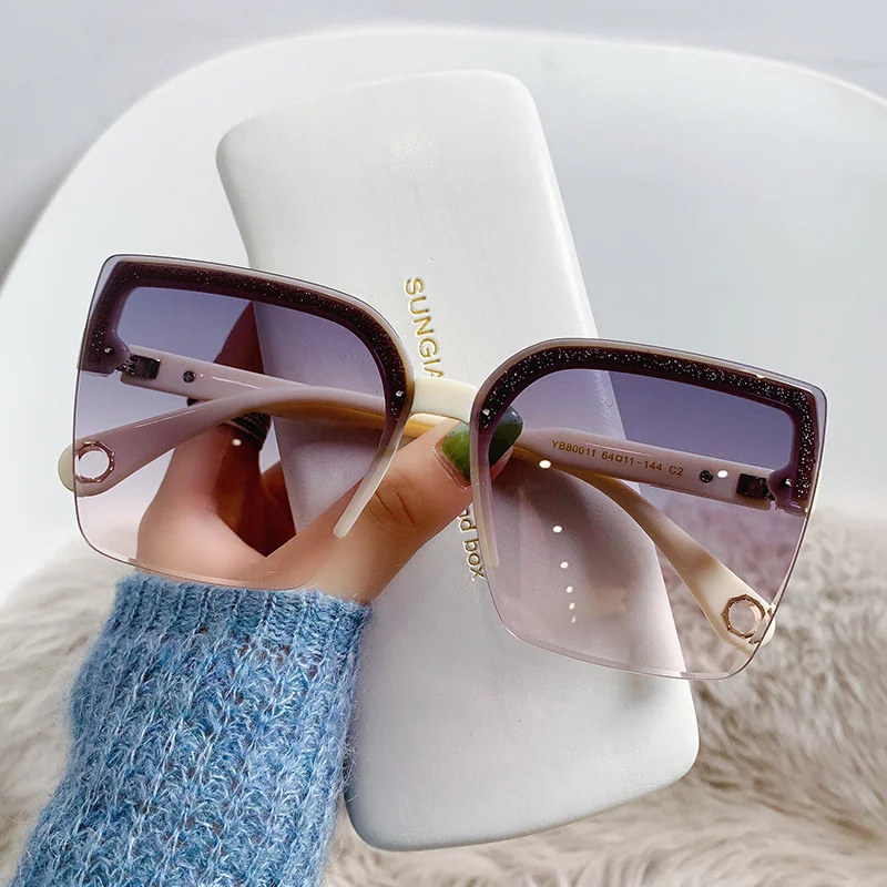 Oversized Sunglasses Man Woman - Vintage Fashion Girl recension och pris