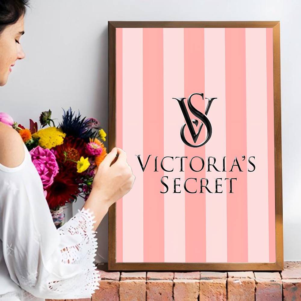 V-Victorias-Fashion-S-Secret V - Vintage Fashion Wallpaper recension och pris
